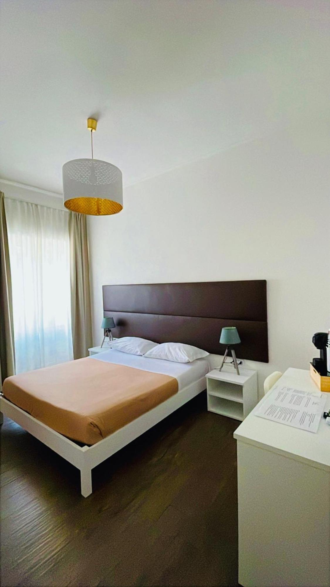 Banus Rooms Cagliari Exterior foto